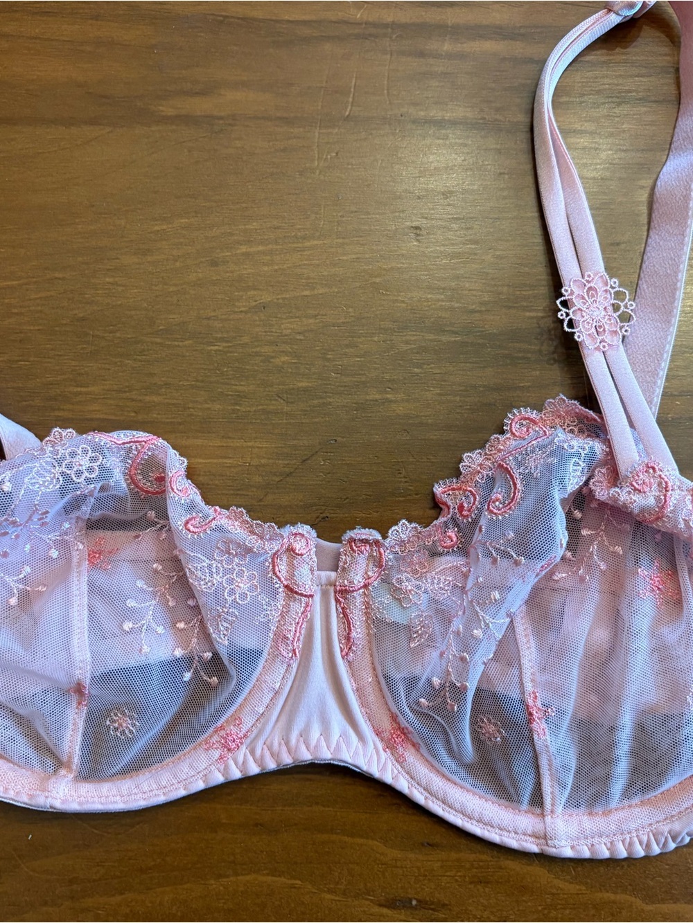 Simone Perele Light Pink Embroidered Sheer Underwire Bra